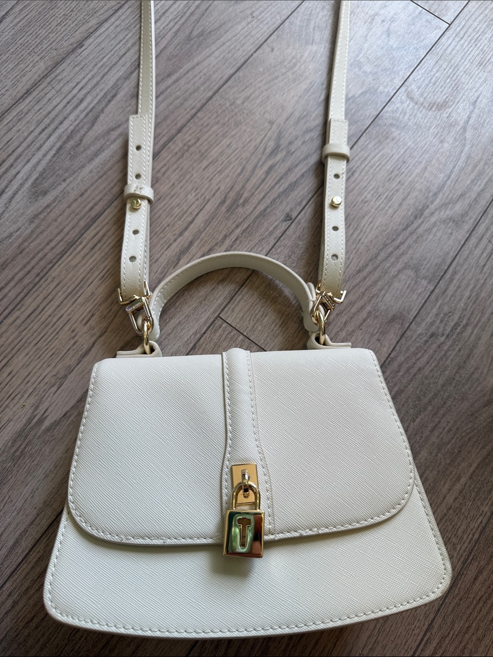 NWOT Ted Baker Poppy padlock mini Cream Satchel crossbody leather cream gold
